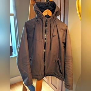 Nike Classic Wind runner in British Millerain